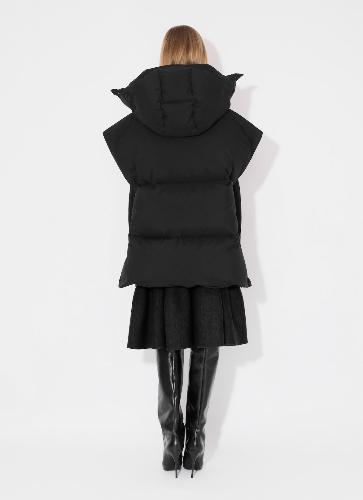 MIDI SKIRT IN SCULPTURAL GODET KNIT ALAÏA BLACK MIDI SKIRT IN SCULPTURAL GODET KNIT